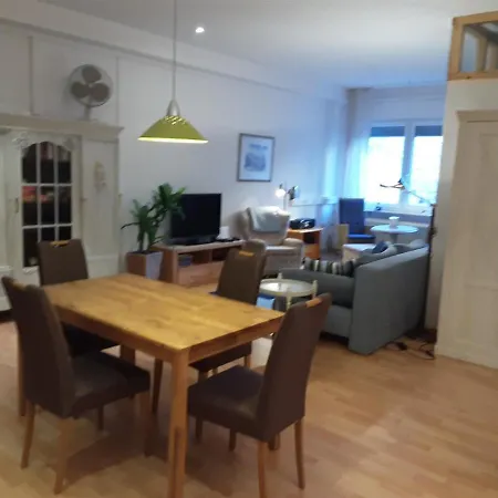 Ferienwohnung Am Paradiesbaum * Singen (Hohentwiel)
