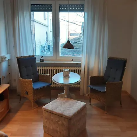 Ferienwohnung Am Paradiesbaum *