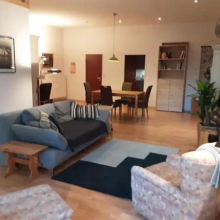 Ferienwohnung Am Paradiesbaum Apartment *
